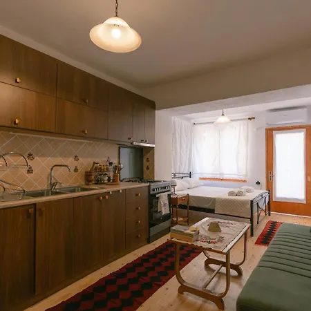 Petrichor Gjirokastër