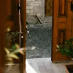 Petrichor Penzion Gjirokastër