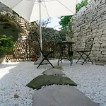 Petrichor 3* Gjirokastër