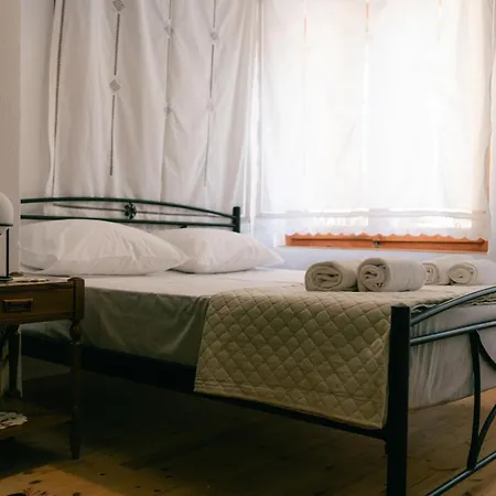 Petrichor בית הארחה 3*